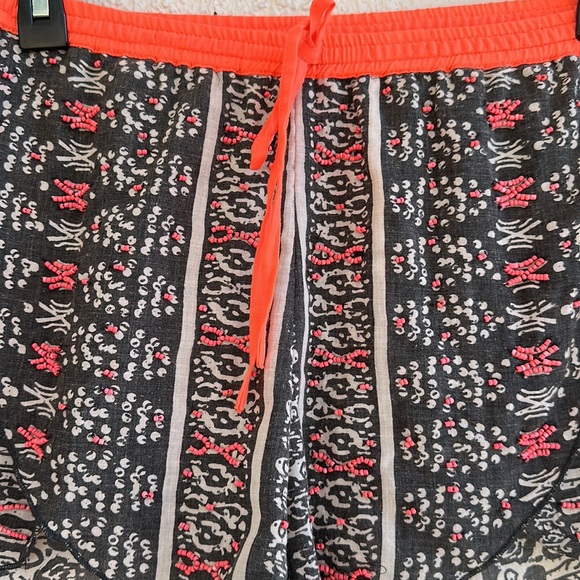 Zara Trafaluc Beaded Shorts Size Small - Picture 2 of 7